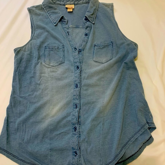 Mossimo Supply Co. (Target) Sleeveless Tank Top - Picture 1 of 3